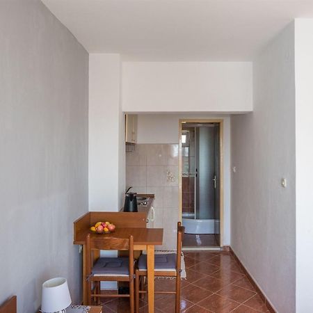 Apartments Tolj 이그라네 외부 사진