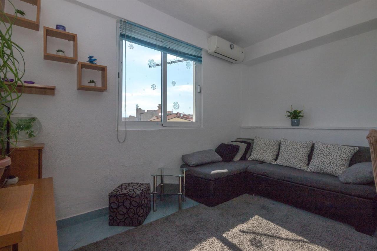 Apartments Tolj 이그라네 외부 사진