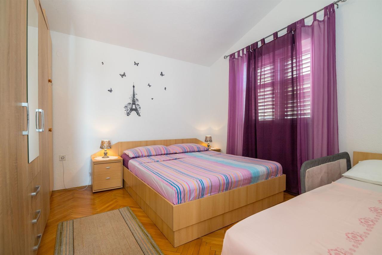 Apartments Tolj 이그라네 외부 사진